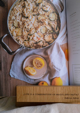 Buchhalter Kochbuchhalter Magazinhalter Holz personalisierbar